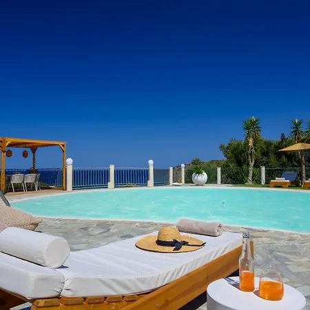 Kalos Luxury Homes, Beachside Experience Voulisma *