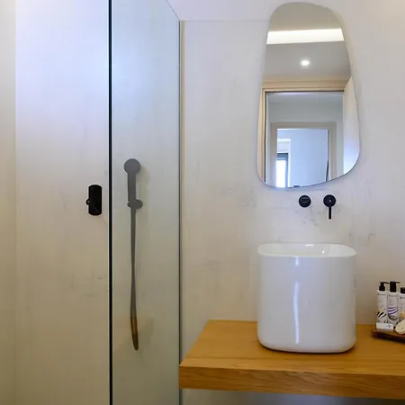 Kalos Luxury Homes, Beachside Experience Voulisma 度假居 *