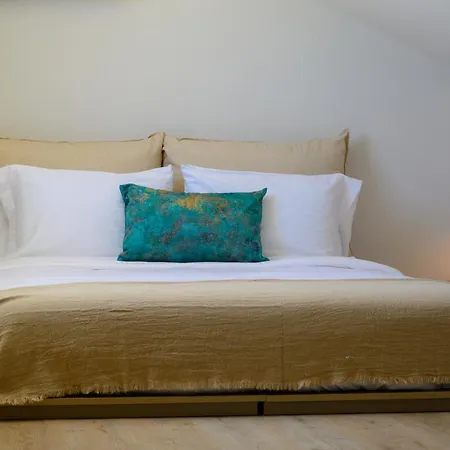 Kalos Luxury Homes, Beachside Experience Voulisma 度假居 *