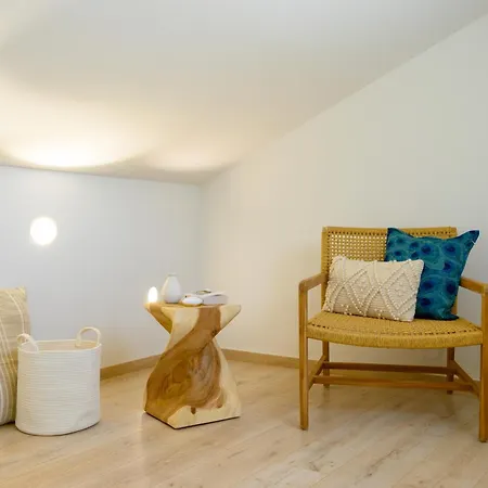 度假居 Kalos Luxury Homes, Beachside Experience Voulisma 伊斯特隆