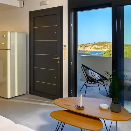 Kalos Luxury Homes, Beachside Experience Voulisma *
